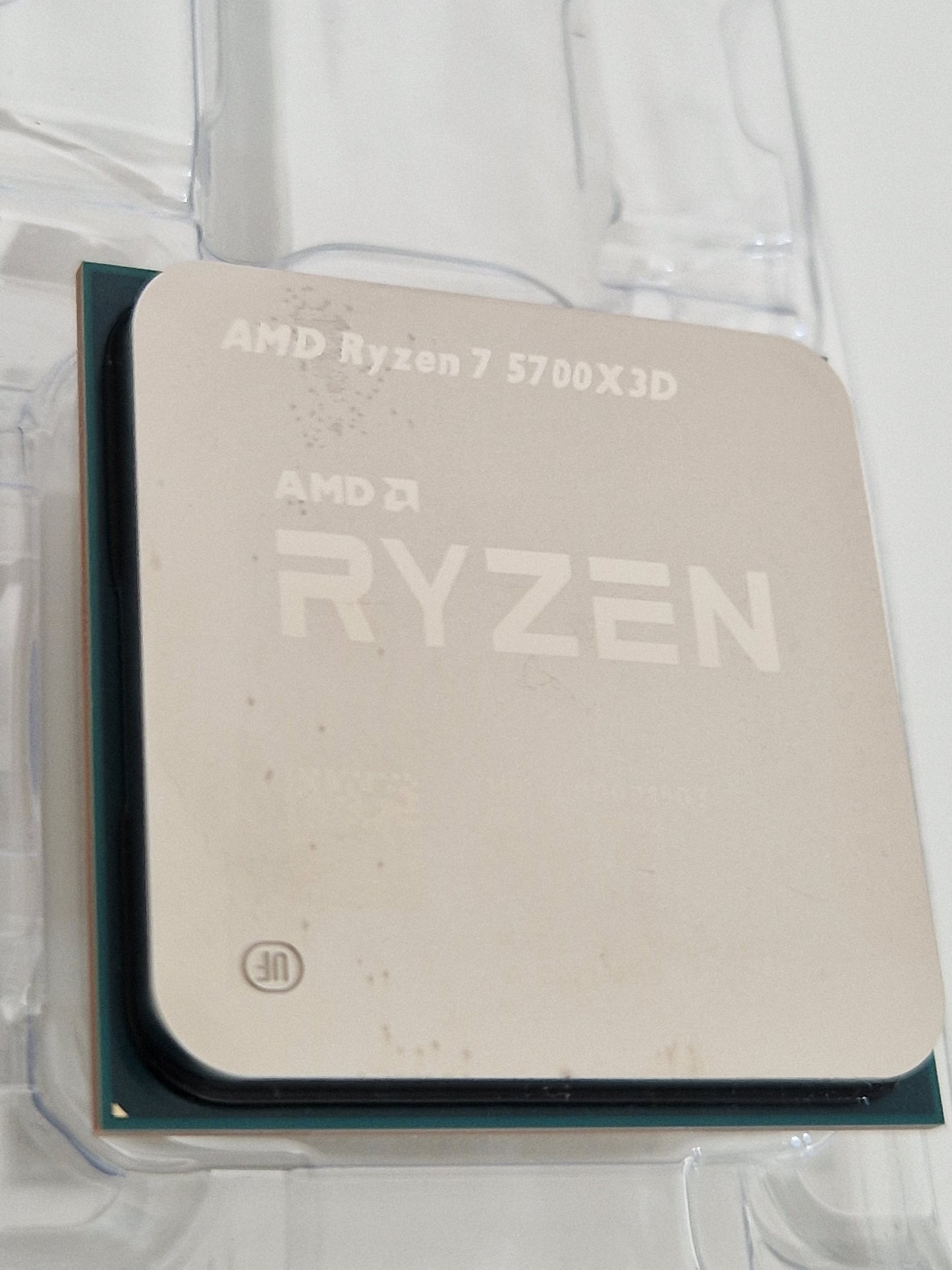 Clearance - AMD Ryzen 7 5700X3D AM4 OEM Tray CPU/Processor